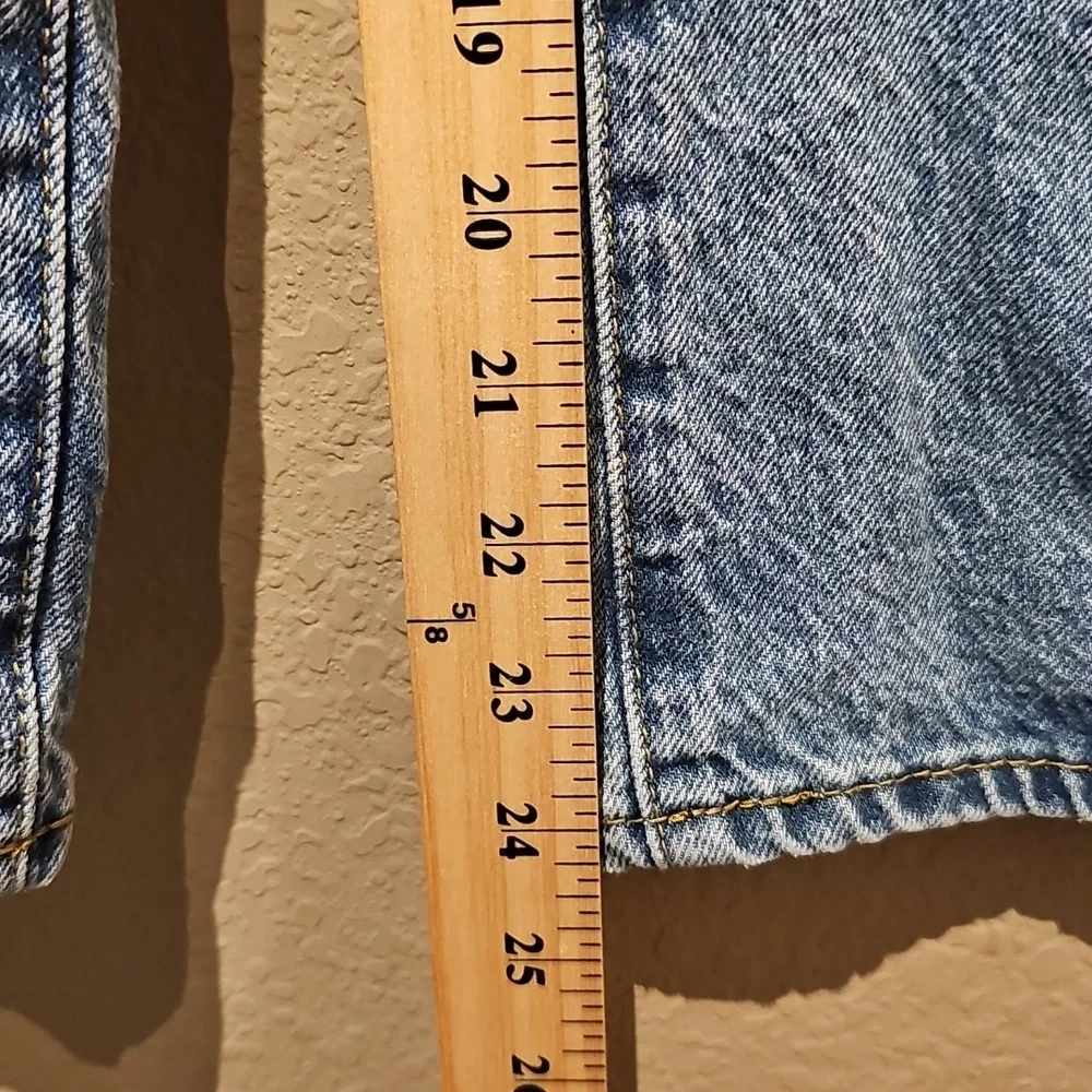 Song Wide Leg Light Wash Cropped Jeans Size 5 - Picture 4 of 5